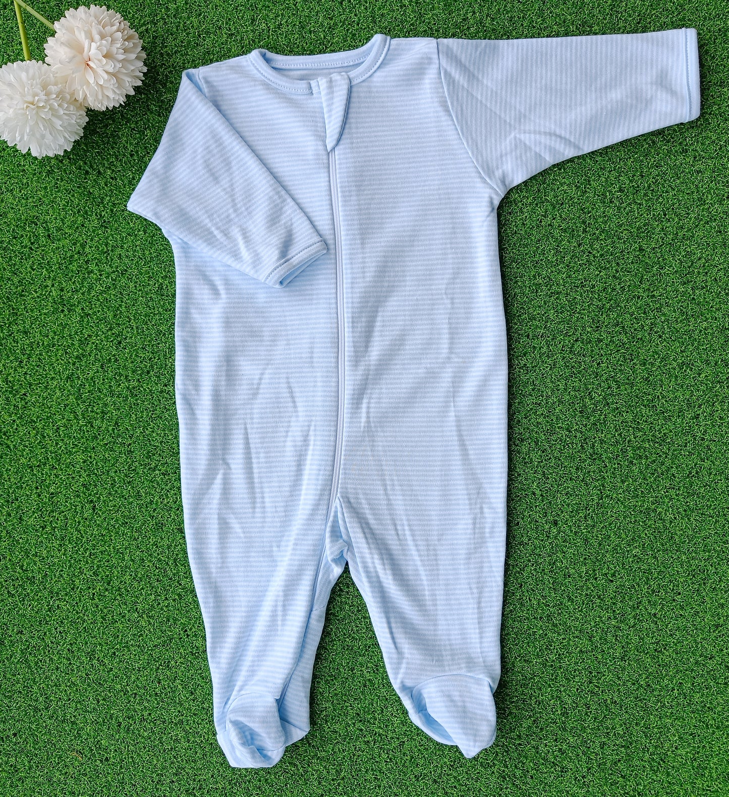 Zip Romper (size: 0-3 months)