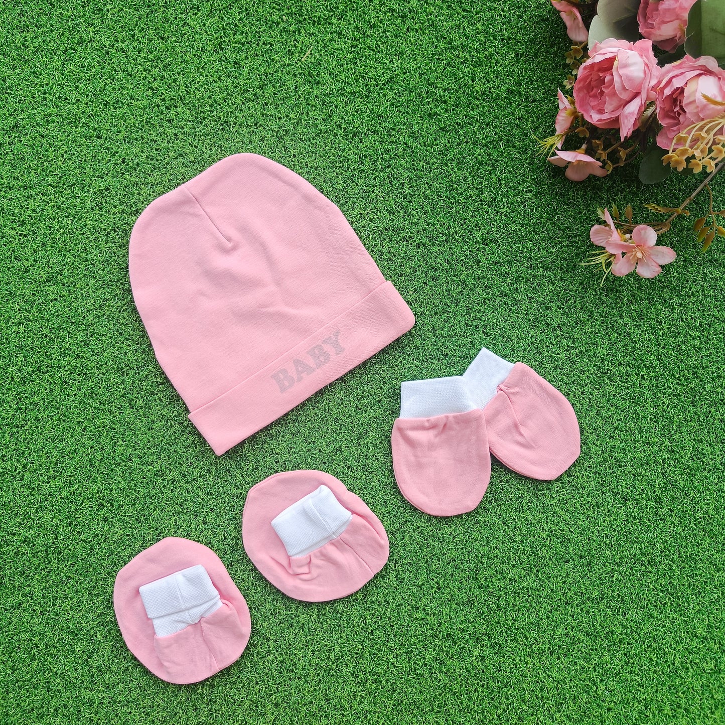 Mittens Booties Cap Set