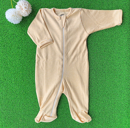 Zip Romper (size: 0-3 months)